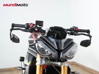 TRIUMPH SPEED TRIPLE 1200 RS