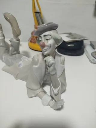 Figura Lladro Payaso Acostado