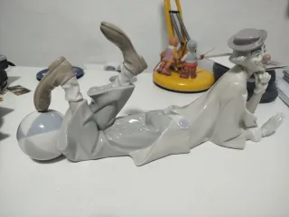 Figura Lladro Payaso Acostado