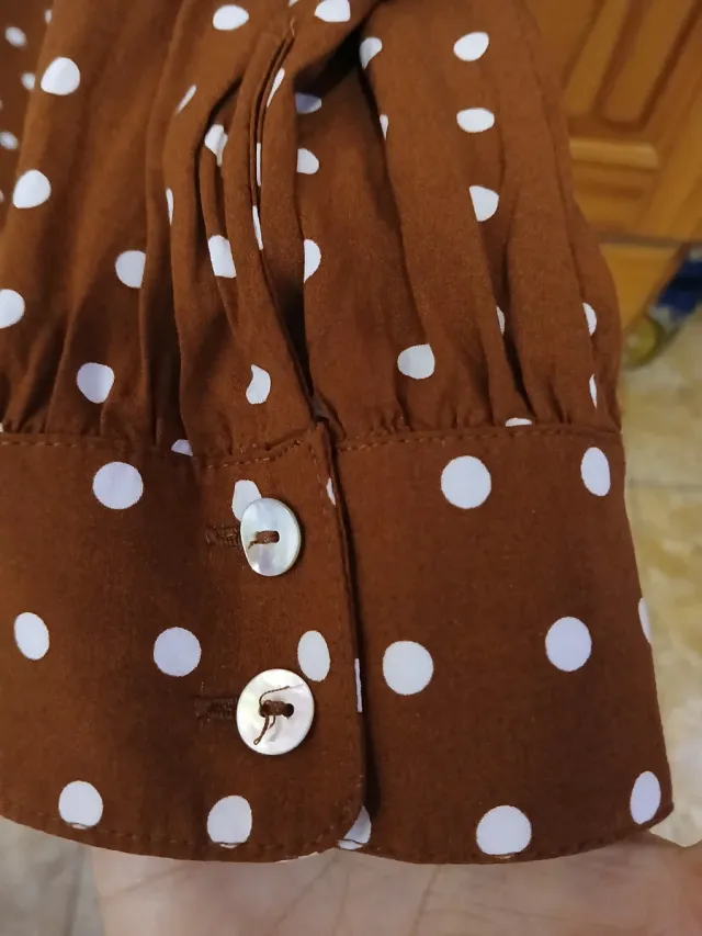 Camisa Cortefiel lunares marrones