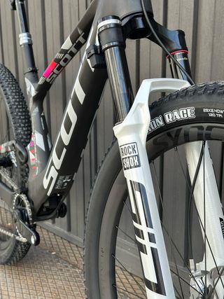 SCOTT SPARK RC WORLD CUP EVO AXS 2025