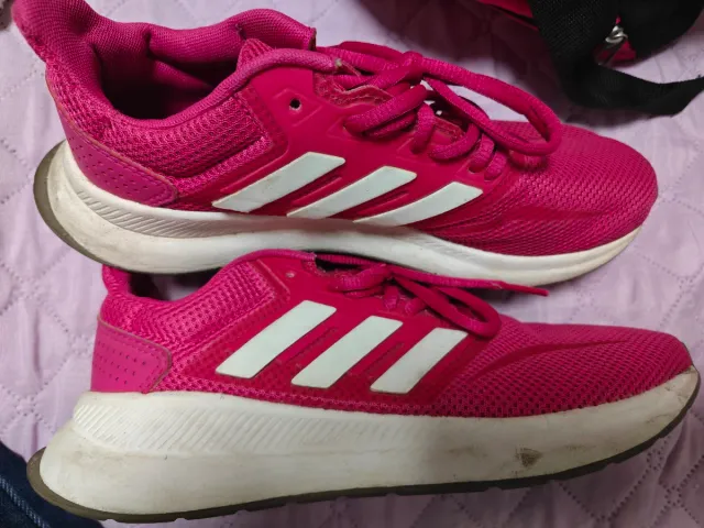 Zapatillas Adidas Niña Rosa y Blanca