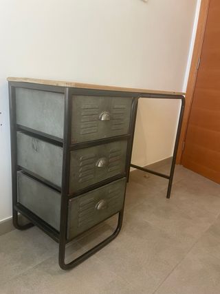 Escritorio estilo industrial madera y metal