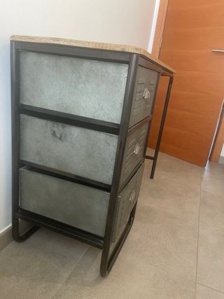 Escritorio estilo industrial madera y metal
