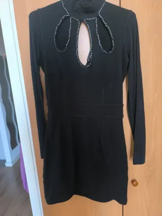 Vestido negro fiesta con pedrería
