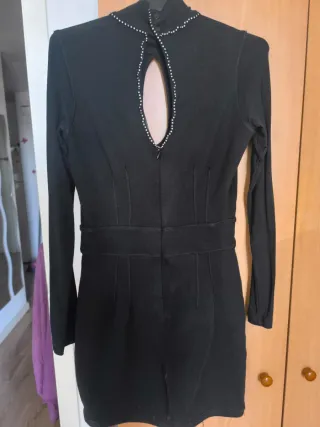 Vestido negro fiesta con pedrería