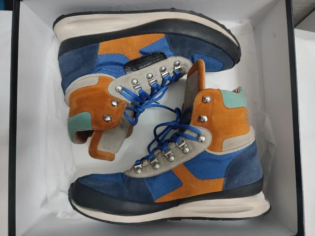 Scarponcini Dsquared2 blu e arancioni