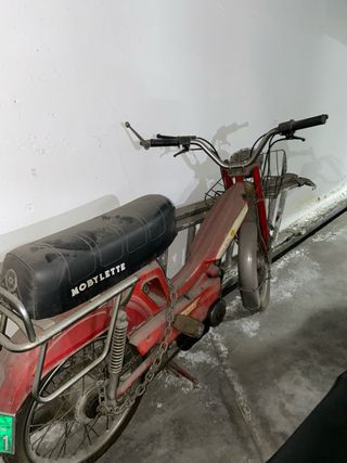 Suzuki AP/GZ125 con seguro e ITV