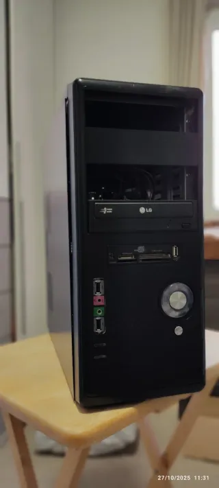 Torre Ordenador Sobremesa Negra