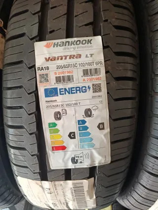Neumático Hankook Vantra LT 205/65R15C 102/100T