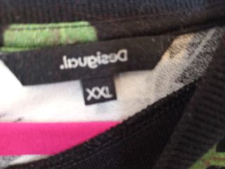 Suéter Mujer Negro Estampado Flores