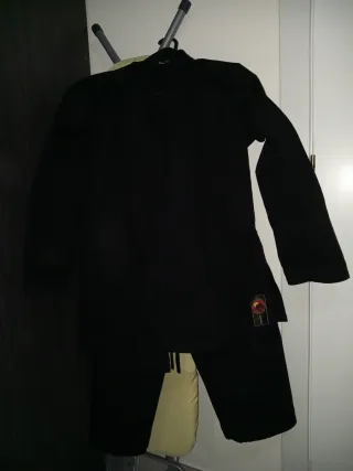 Kimono artes marciales negro