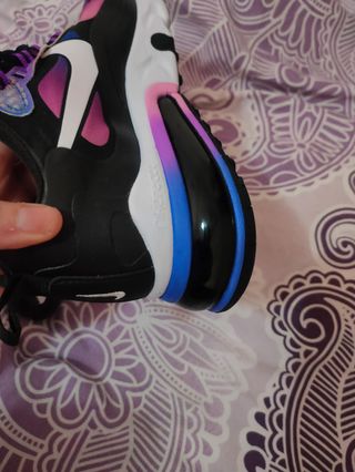 Nike Air Max 270 React Sin Usar