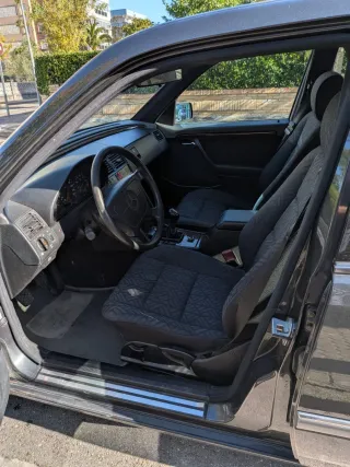 Mercedes-Benz Clase C 1994