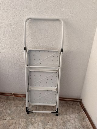 Escalera Sonecol 3 peldaños 150kg Leroy Merlin