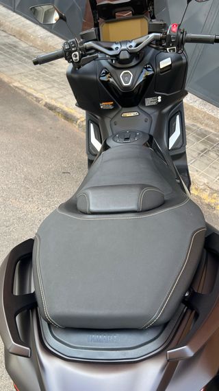 Yamaha Tmax Techmax 2024 Dark Magma