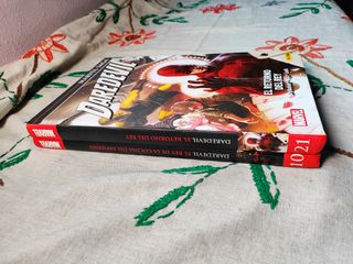 Daredevil 10 y 21. Marvel Saga. Panini.