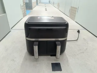 Freidora Cecotec Negra