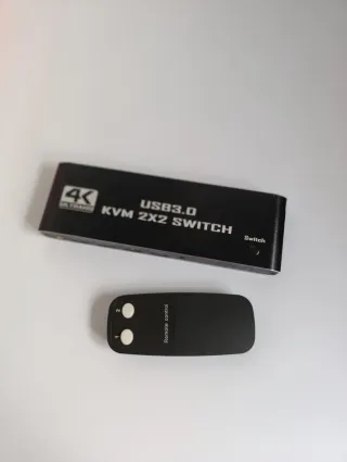 KVM Switch 2x2 4K