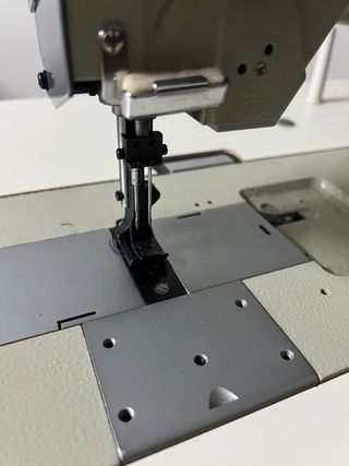 Máquina de coser industrial Doble Aguja Elita 4420