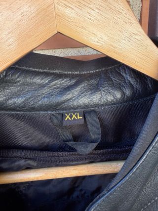 Chaqueta de cuero negra TRY para moto