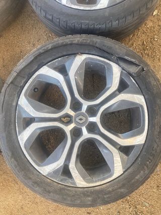 Llantas con neumáticos Renault Captur 18 pulgadas