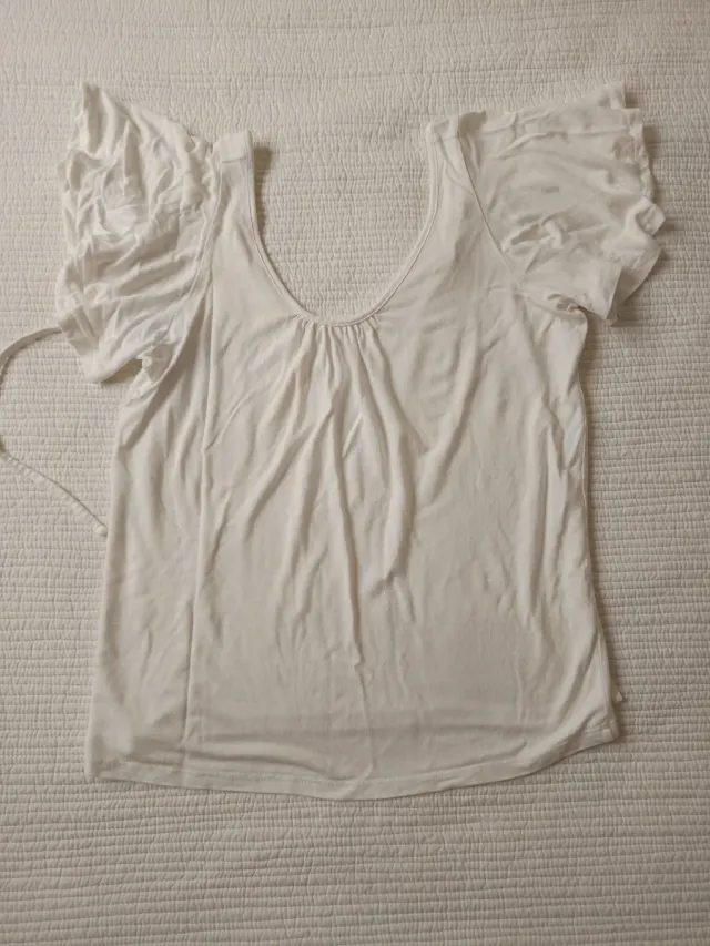 Camiseta Mango volantes blanca