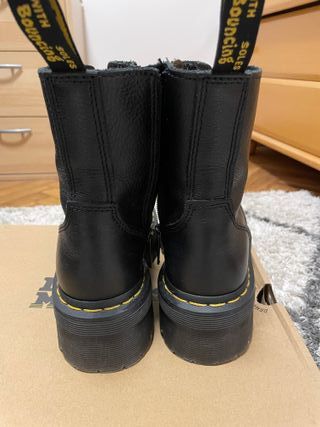 Jadon III piel de pisa 26,5cm de longitud