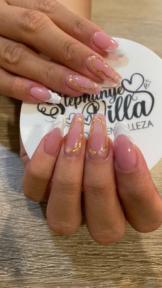 SERVICIO DE UÑAS A DOMICILIO