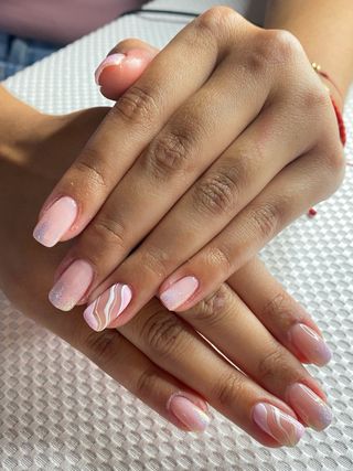 SERVICIO DE UÑAS A DOMICILIO