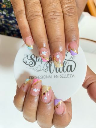 SERVICIO DE UÑAS A DOMICILIO