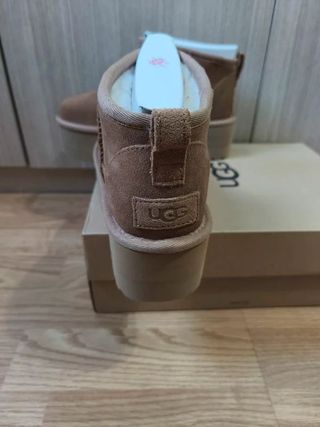 Botas UGG Classic Ultra Mini Plataforma Marrón 37