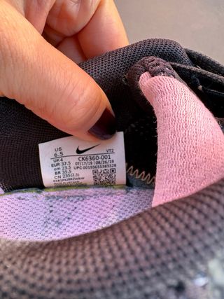 Zapatillas Nike Running Negras y Rosas