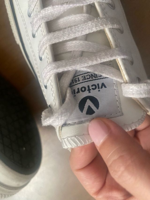 Zapatillas Victoria plataforma talla 37