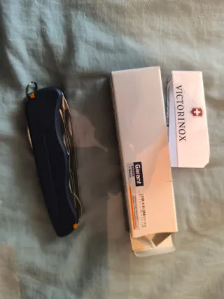 Coltello multiuso Victorinox GARANT 111mm *RARE*