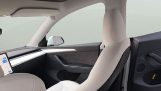 Tesla Model Y Tracción Trasera RWD 188 kW (256 CV)