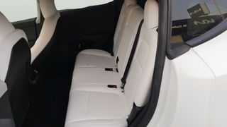 Tesla Model Y Tracción Trasera RWD 188 kW (256 CV)