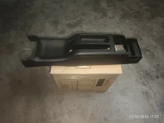 Consola Central Trasera Golf MK4