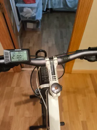 Bicicleta Eléctrica Specialized