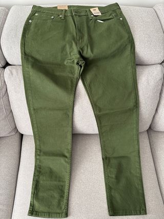 Vaqueros Levi's verde caqui/militar talla 33x32