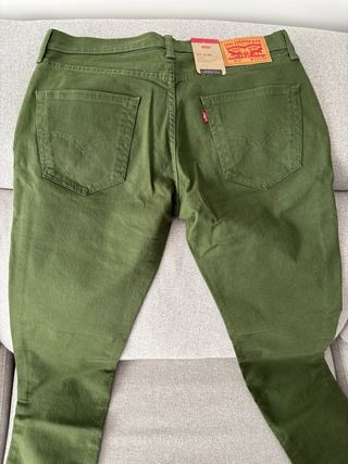 Vaqueros Levi's verde caqui/militar talla 33x32