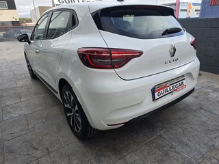Renault Clio 2021