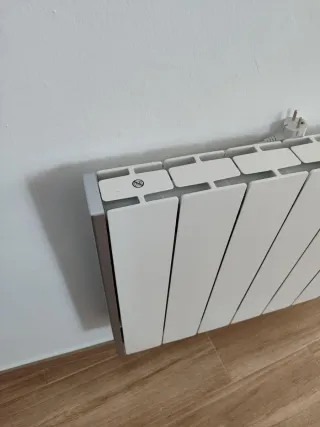 Cecotec Radiador Térmico Blanco y Plateado