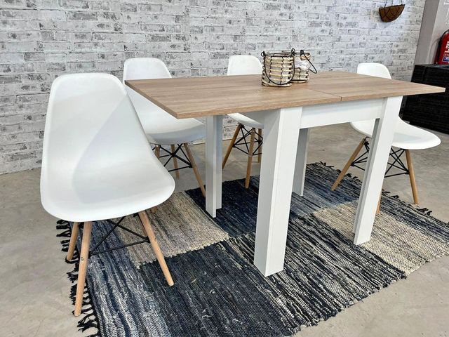 MESA AUXILIAR EXTENSIBLE + 4 SILLAS