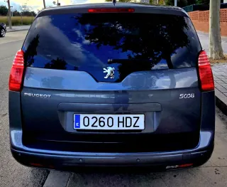 Peugeot 5008 automático