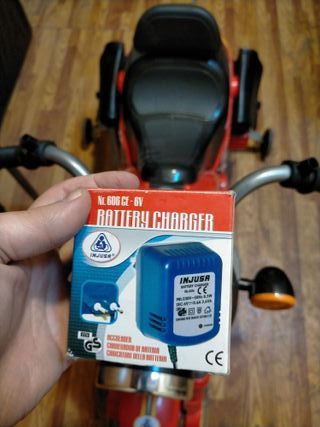 Moto de batería Infantil Roja