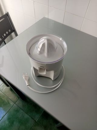 Exprimidor Braun blanco