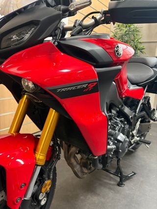 Yamaha Tracer 9 GT 2021 Roja