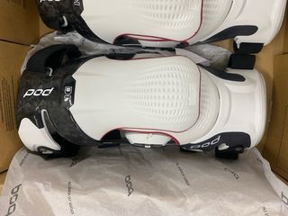 Rodilleras Pod K8 3.0 Carbon