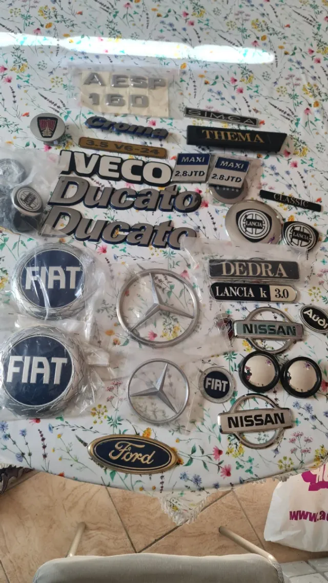 Stemmi auto Fiat, Iveco, Lancia, Ford, Nissan, Aud